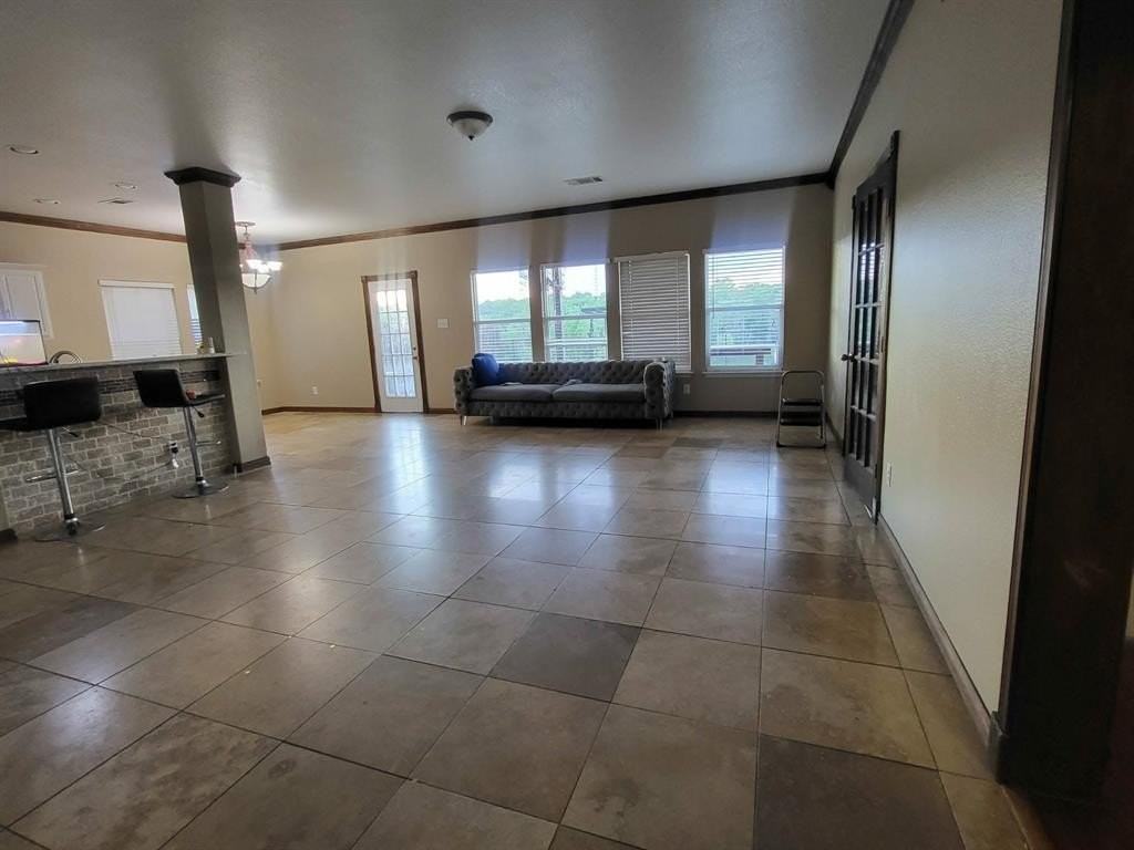 1461 Mission Hills Lane - Photo 7 of 20