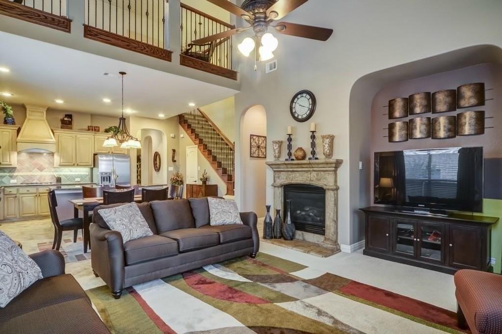 2005 Loma Alta Dr - Photo 3 of 33