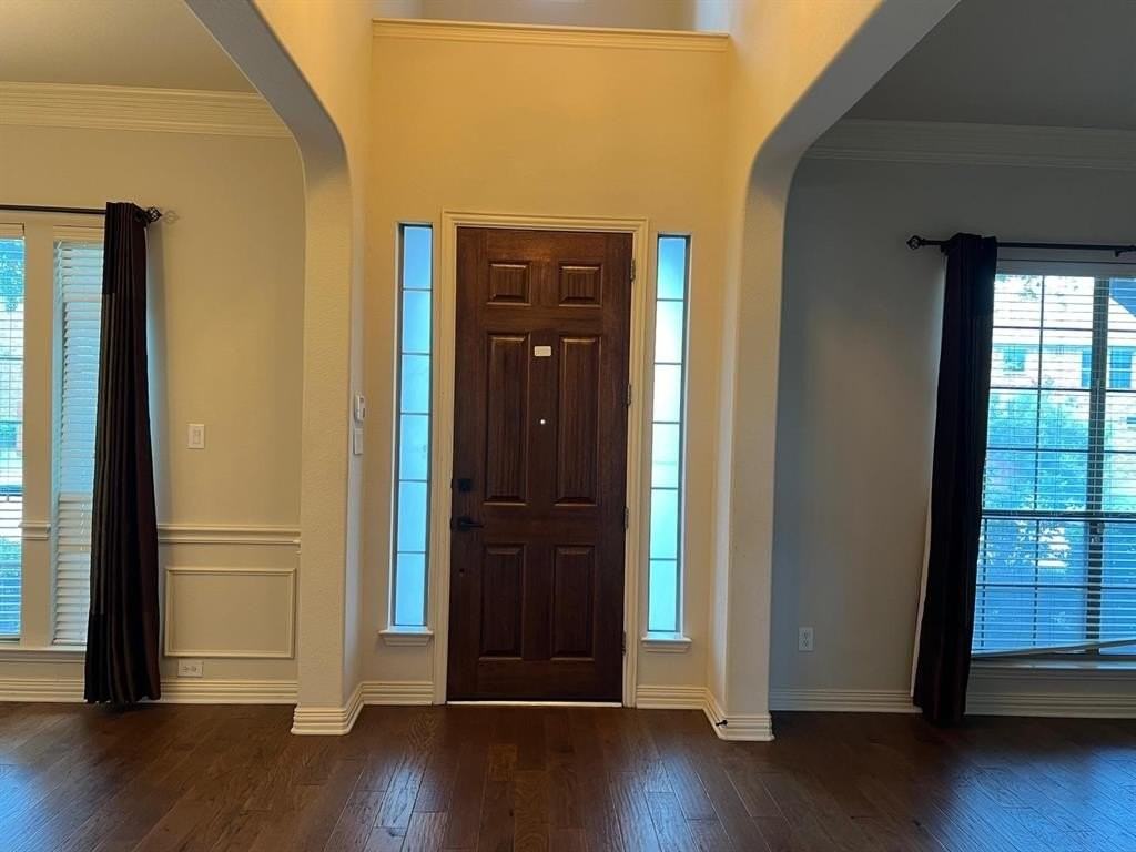 2005 Loma Alta Dr - Photo 4 of 33