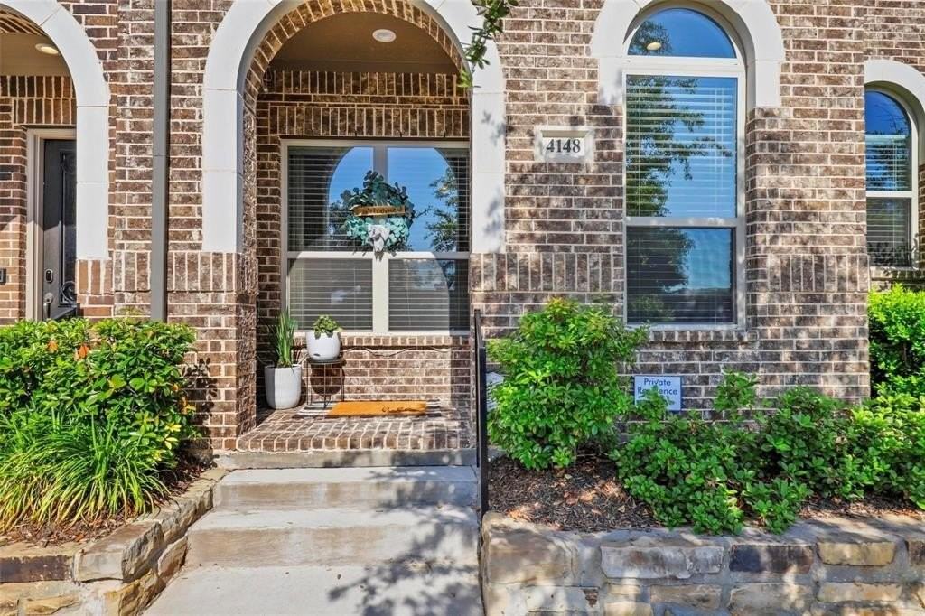 4148 Riverside Dr - Photo 2 of 8