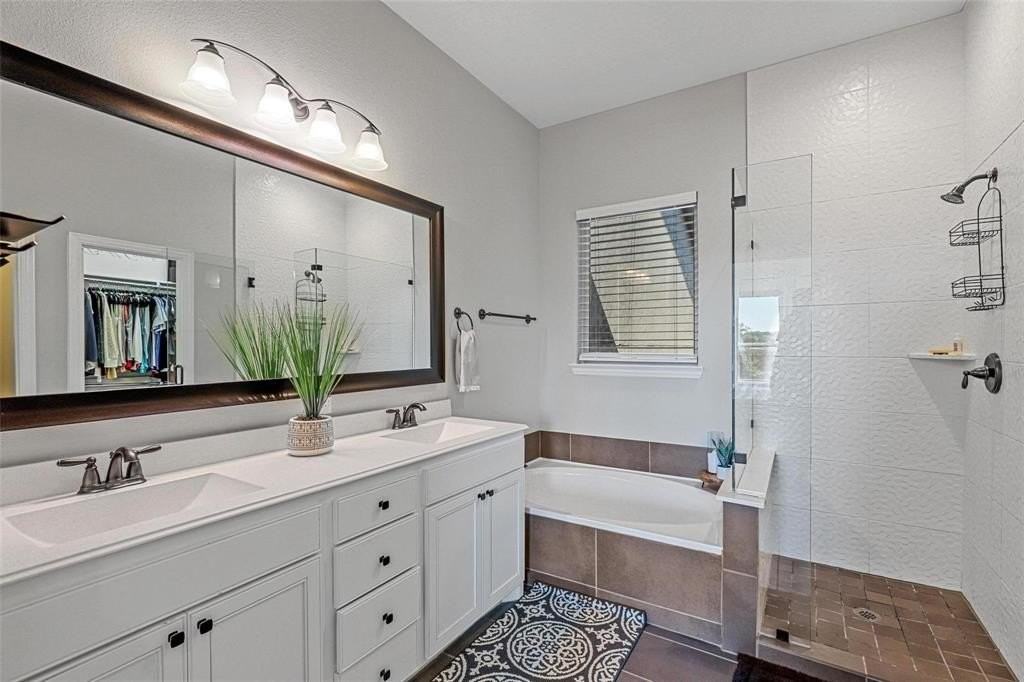 4148 Riverside Dr - Photo 7 of 8