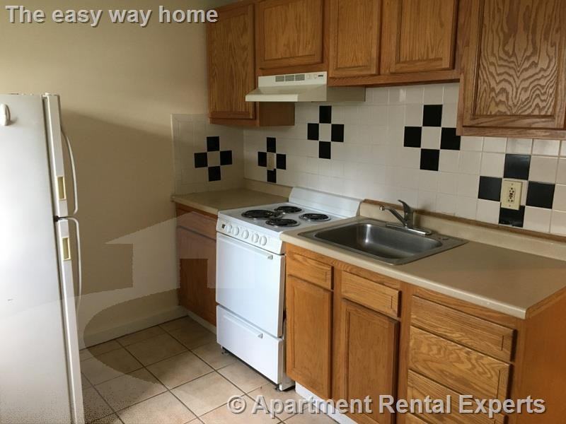 15 Pine Street #1 - Photo 6 of 7