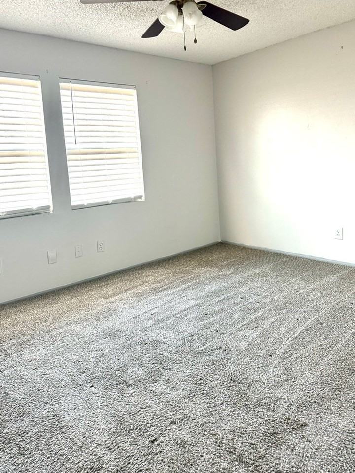 1716 Coronado Avenue - Photo 6 of 13