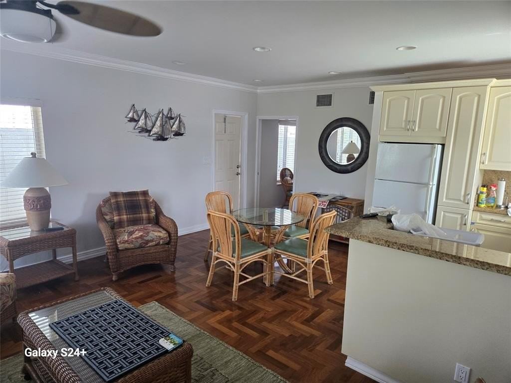 1085 West Commercial Boulevard - Photo 2 of 16