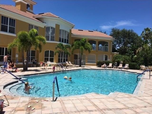 5060 Fairways Cir Apt F207 #F207 - Photo 2 of 14