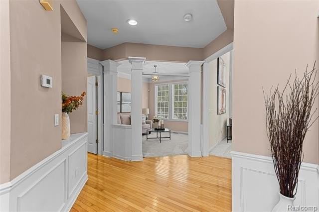 7567 Windgate Cir - Photo 7 of 50