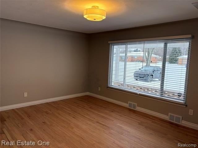53314 Starlite Dr - Photo 2 of 21