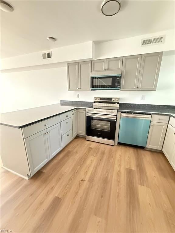 319 Main Street #4 - Photo 3 of 8