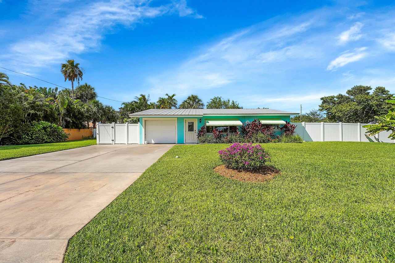 1708 Sunset Isles Rd - Photo 2 of 50