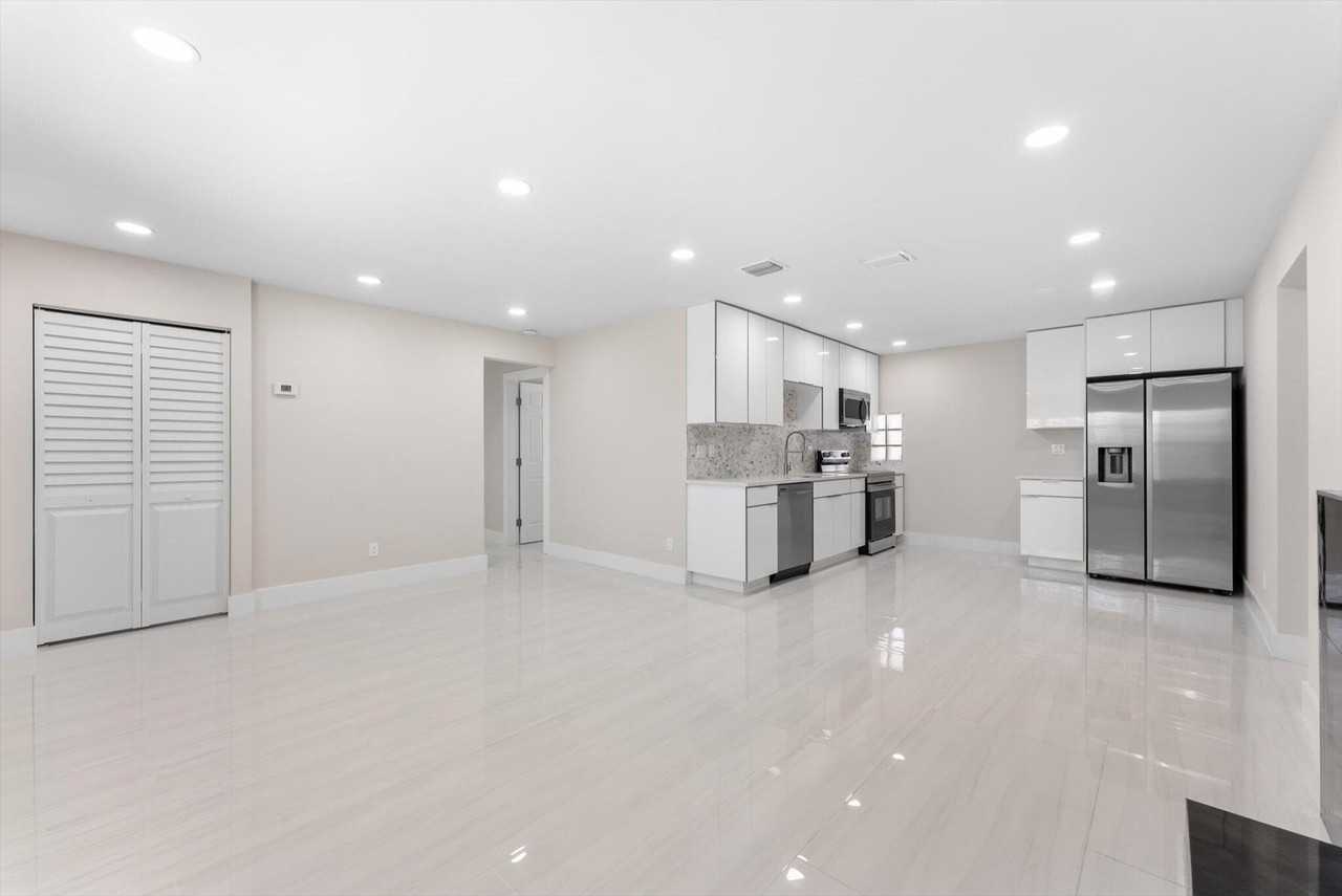 2329 West Dr - Photo 6 of 13