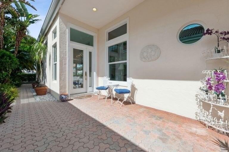 119 Coral Cay Dr - Photo 2 of 22