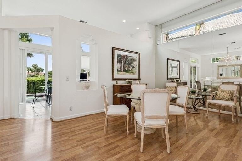 119 Coral Cay Dr - Photo 5 of 22