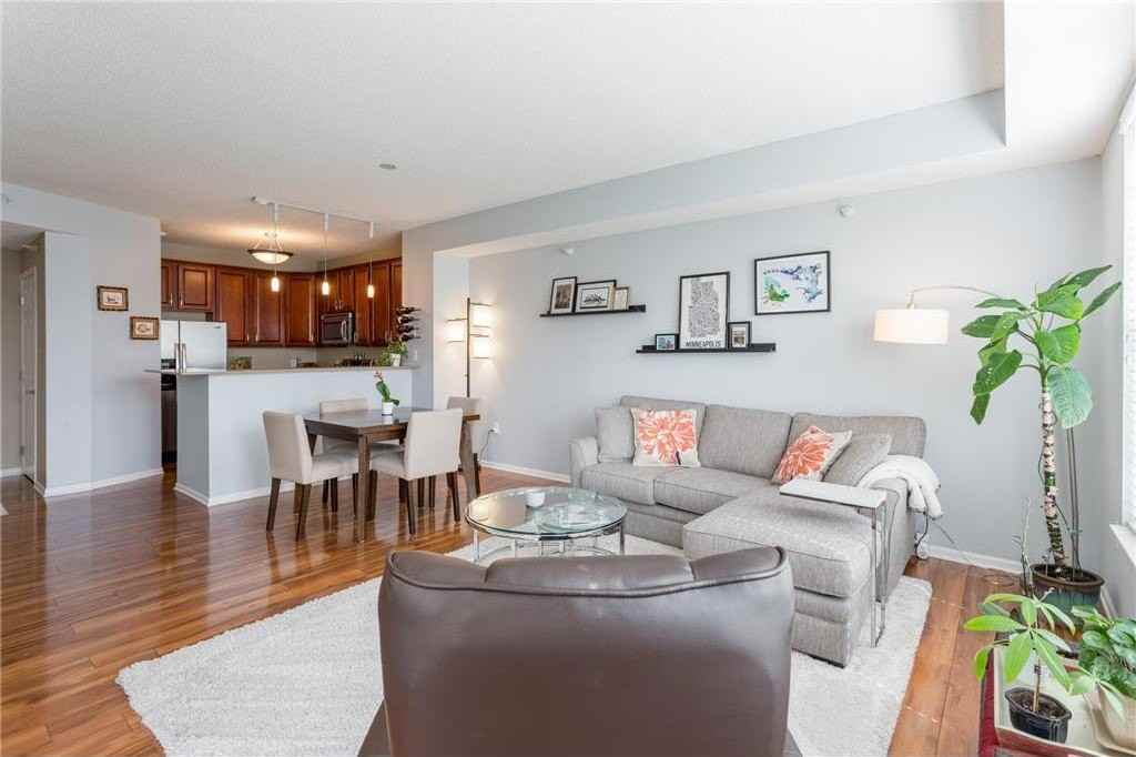 545 North 1st Street #403 - Photo 7 of 39