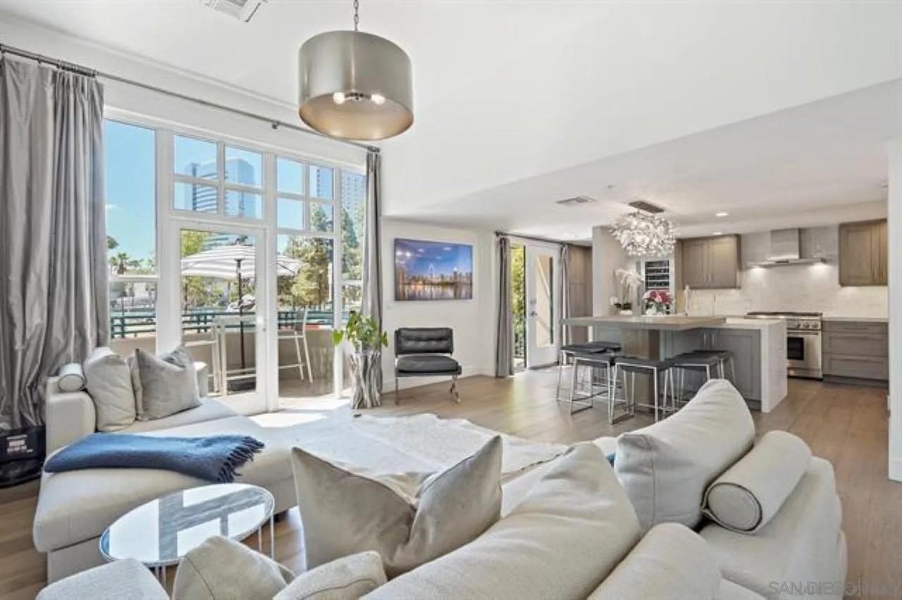 160 West Island Avenue - Photo 2 of 40