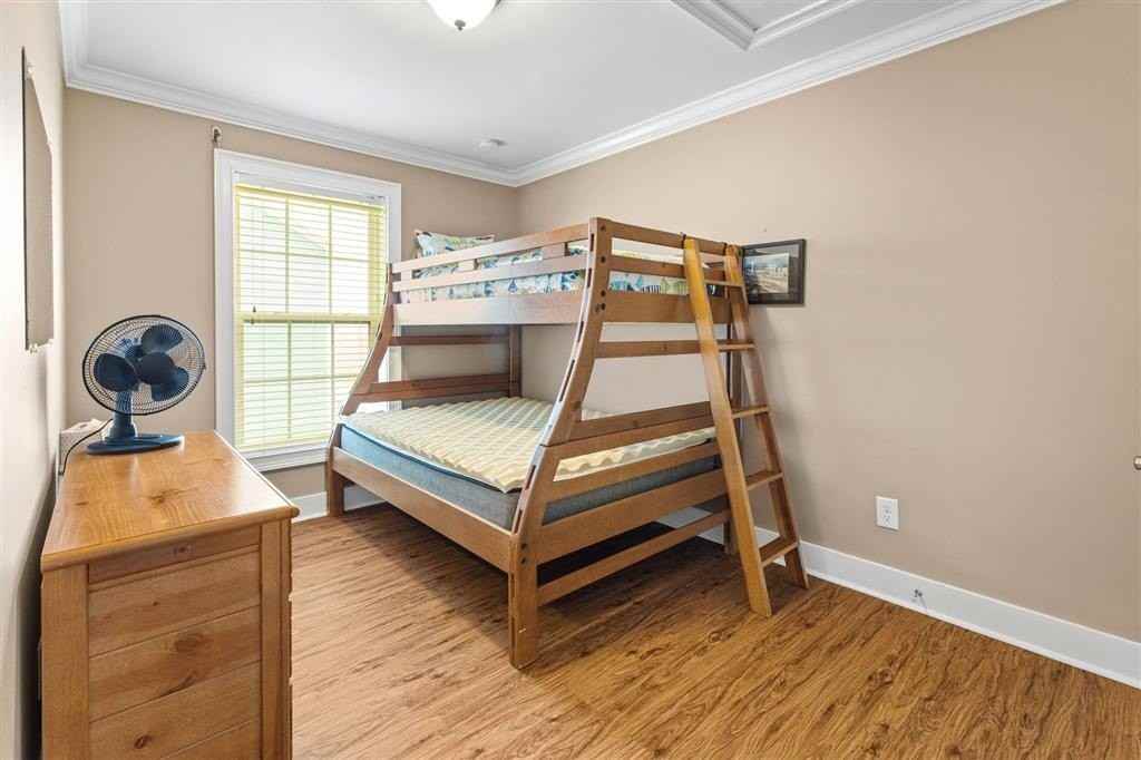 461 Lake Breeze Rd - Photo 7 of 12