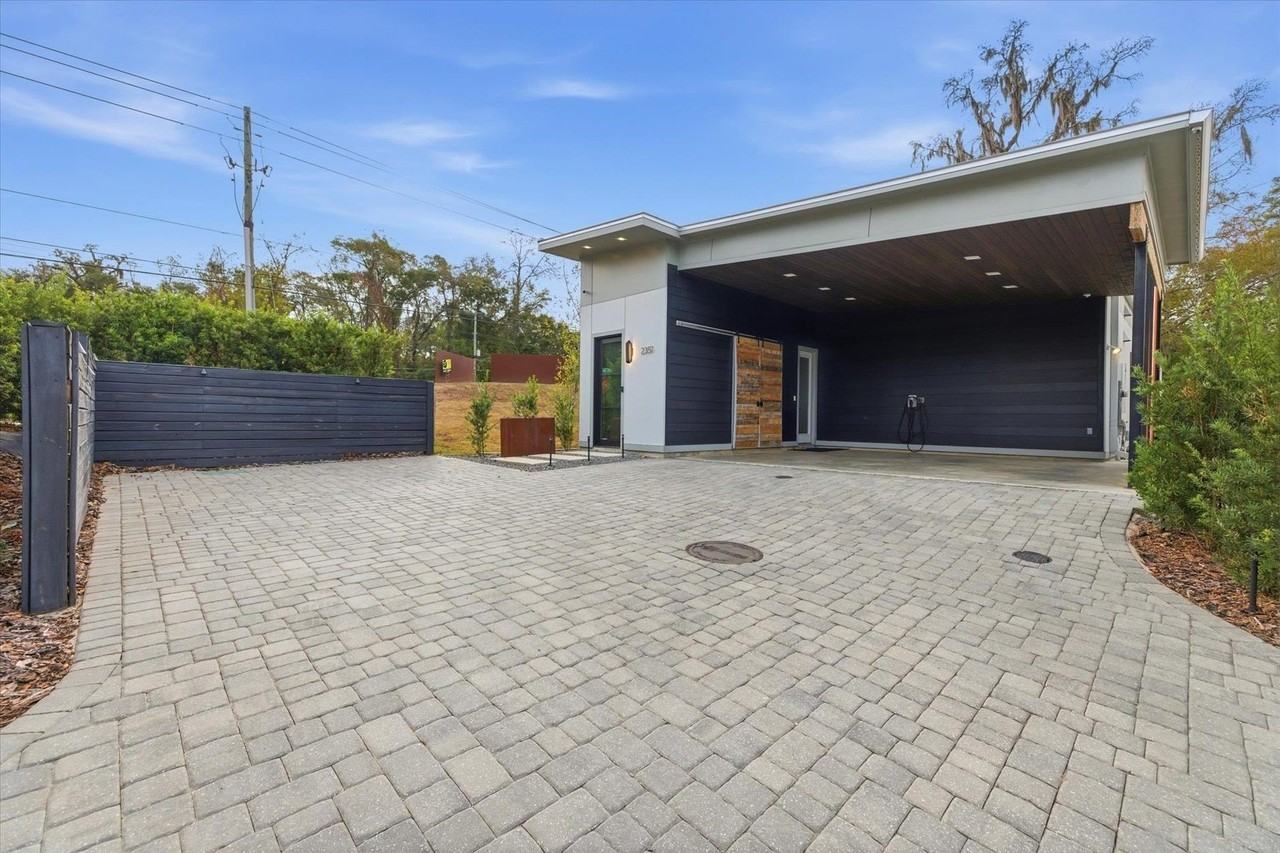 2351 Lake Hall Rd - Photo 3 of 49