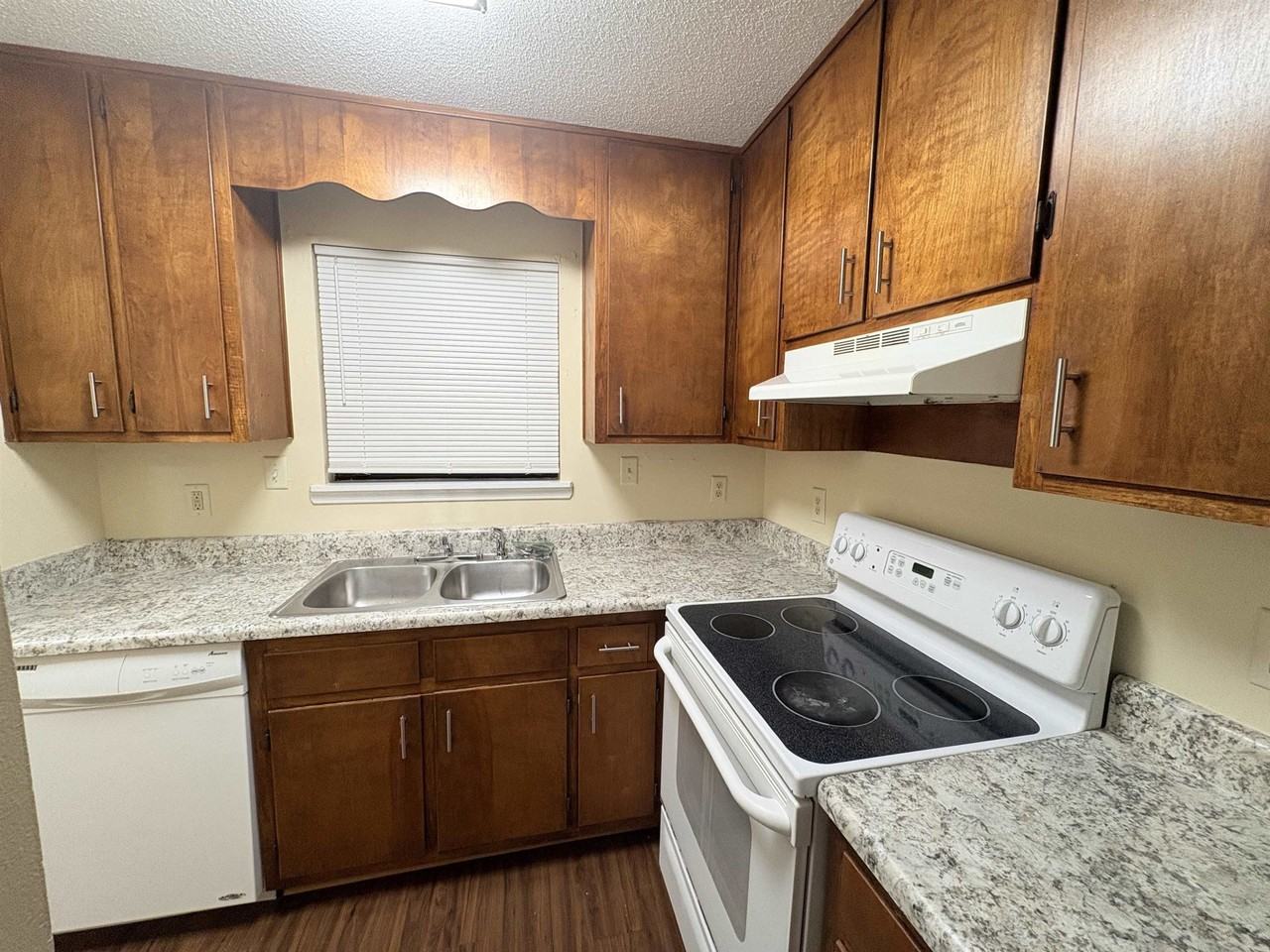 3701 Donovan Drive #C - Photo 4 of 15