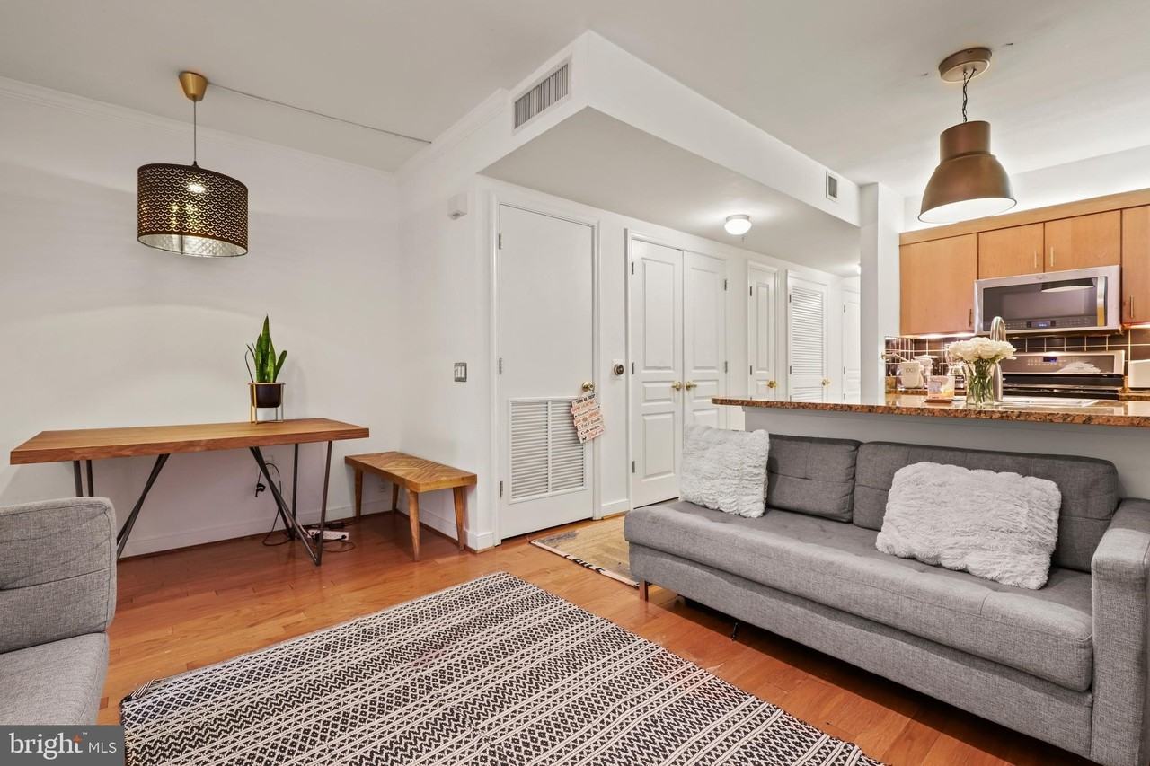 616 E St Nw Apt 1007 #1007 - Photo 4 of 50