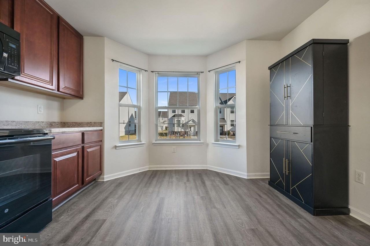 340 Tribbitt Street - Photo 4 of 20