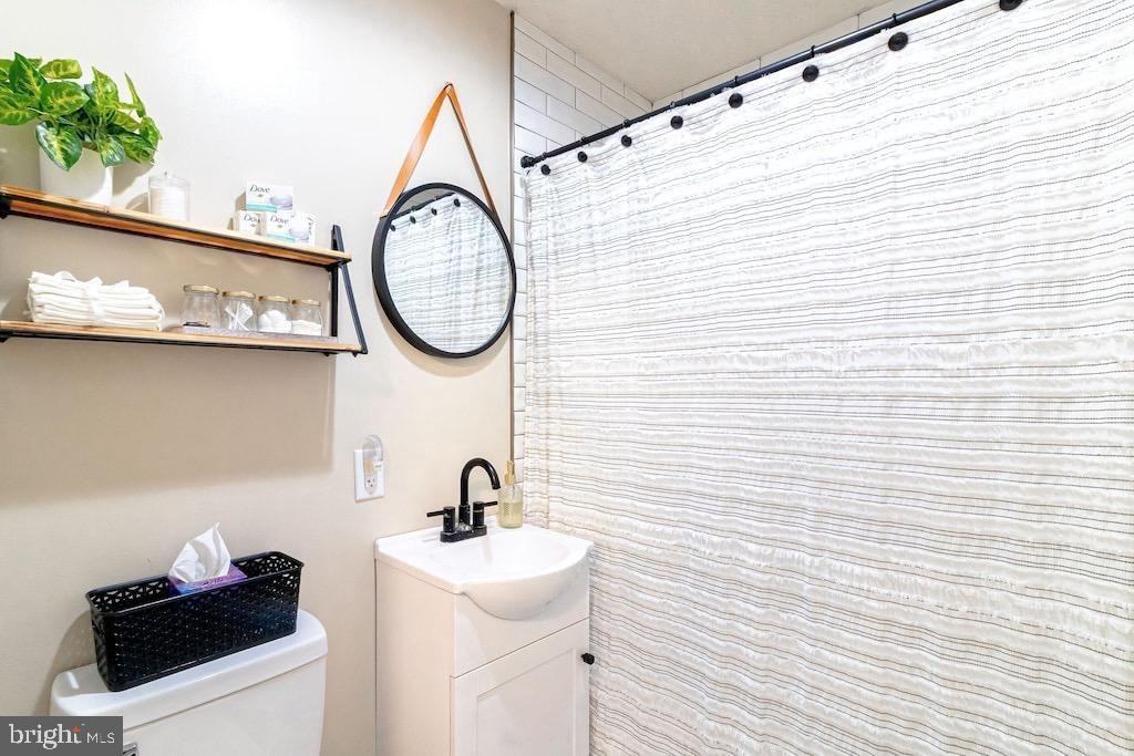 45302 Bloch Avenue - Photo 5 of 15