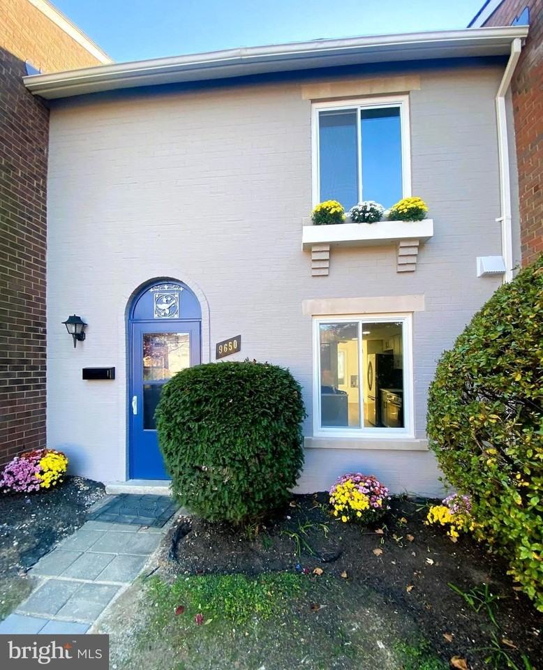 9650 Marston Ln - Photo 2 of 42