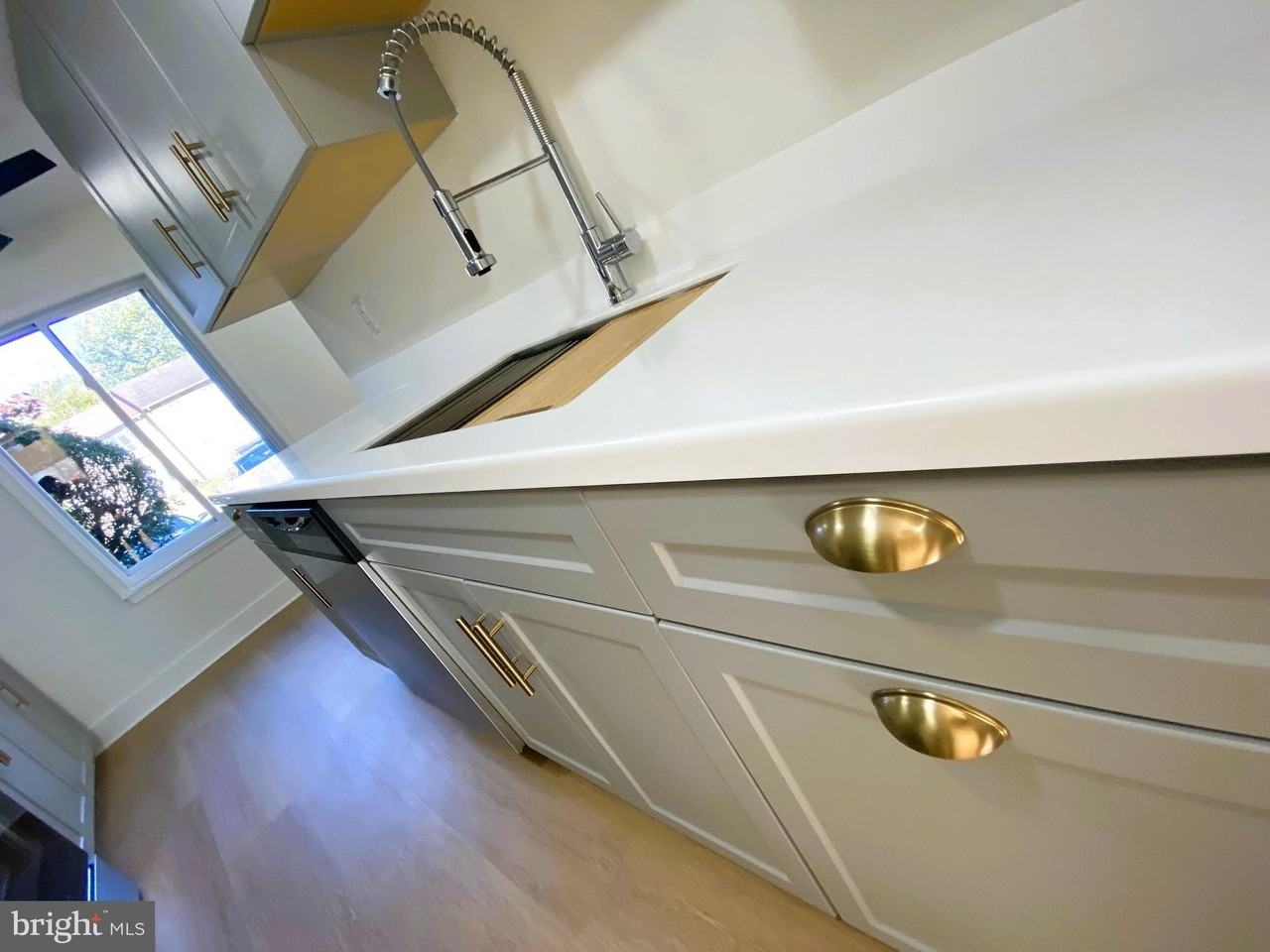 9650 Marston Ln - Photo 7 of 42