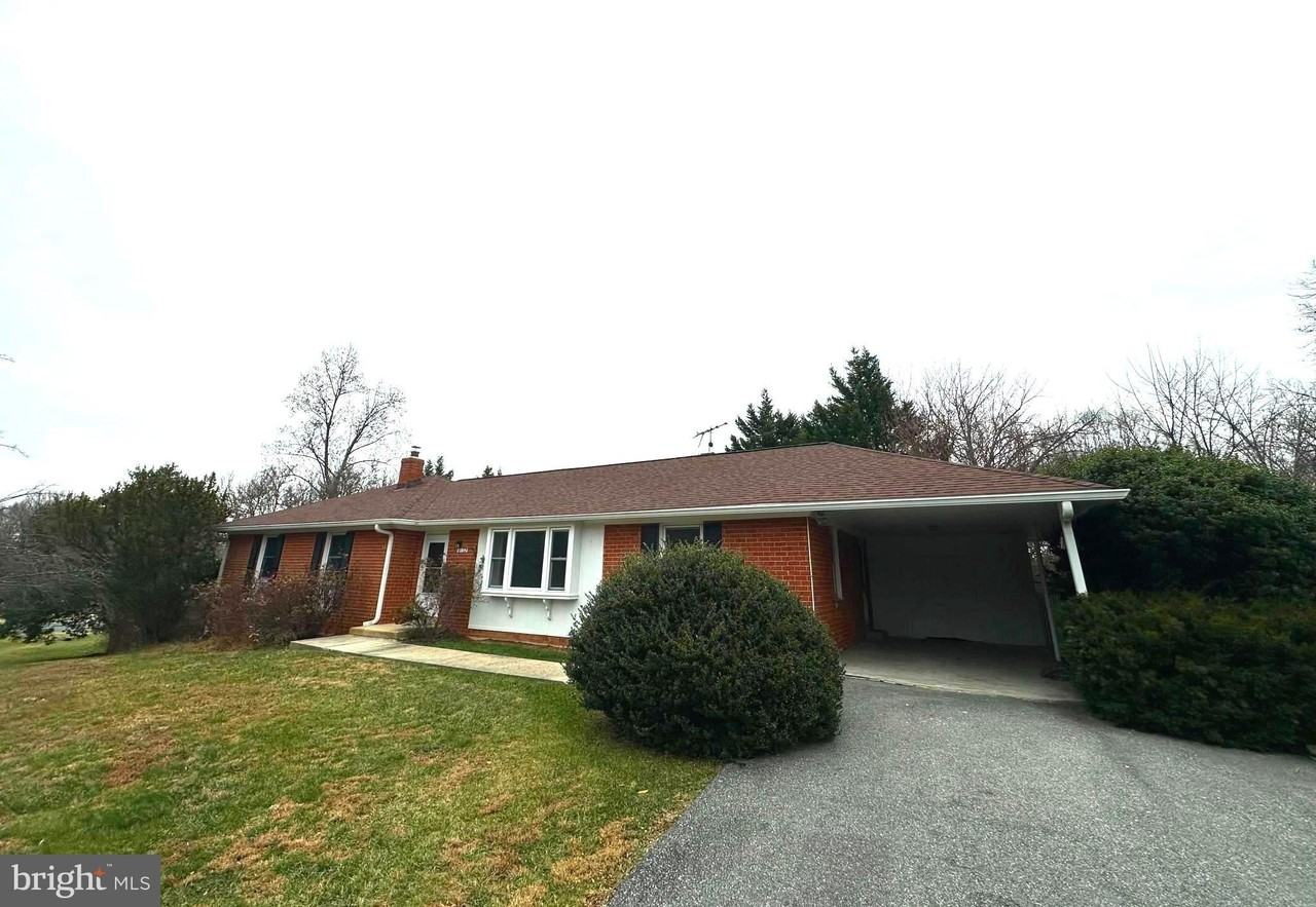 4037 Olney Laytonsville Rd - Photo 3 of 42