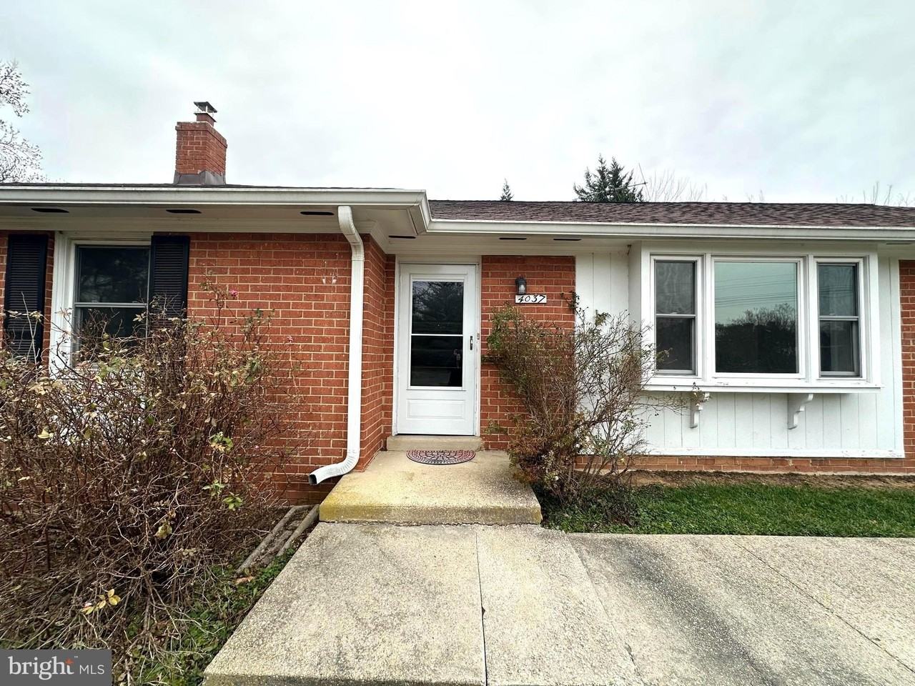 4037 Olney Laytonsville Rd - Photo 4 of 42