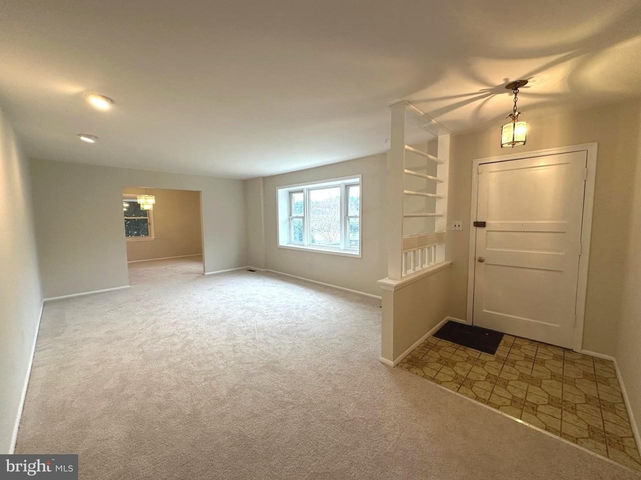 4037 Olney Laytonsville Rd - Photo 7 of 42