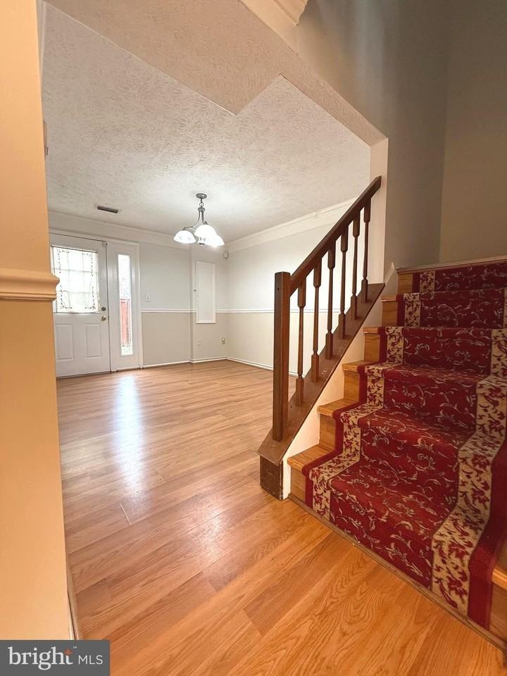 19445 Breezedale Lane - Photo 6 of 16