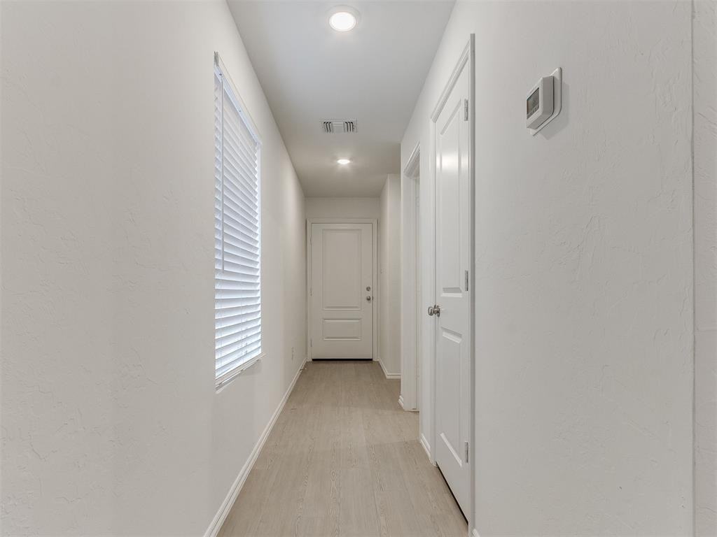 3304 Northwest 149th Street - Photo 4 of 26