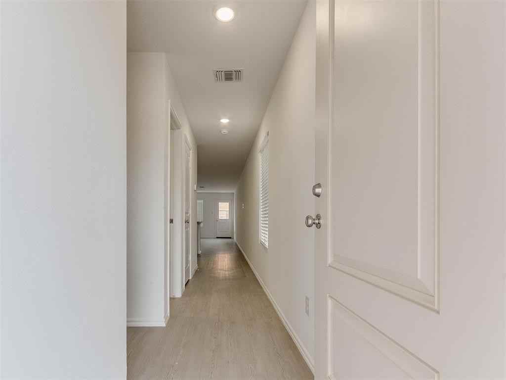 3304 Northwest 149th Street - Photo 5 of 26