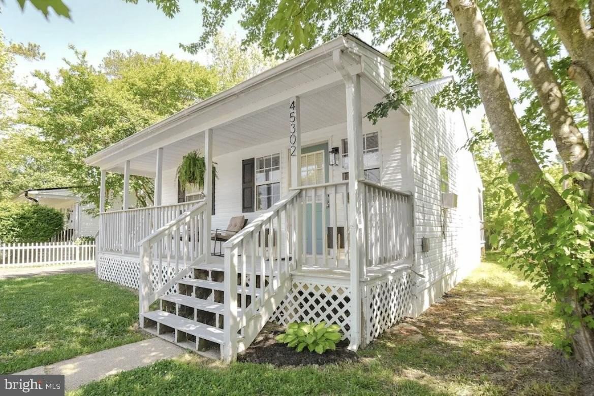 45302 Bloch Avenue - Photo 2 of 15