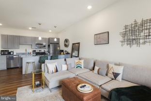 2411 Kensington Ave Apt 403 #403 - Photo 1 of 1