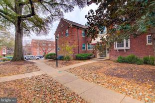 2100 North Scott Street #101 - Photo 1 of 1