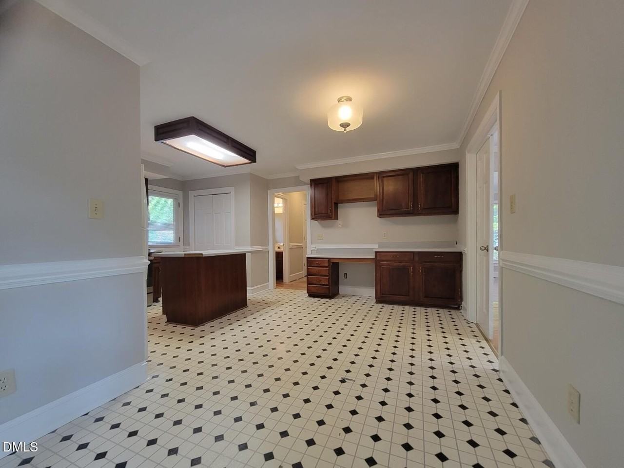 105 Leeward Ct - Photo 6 of 27