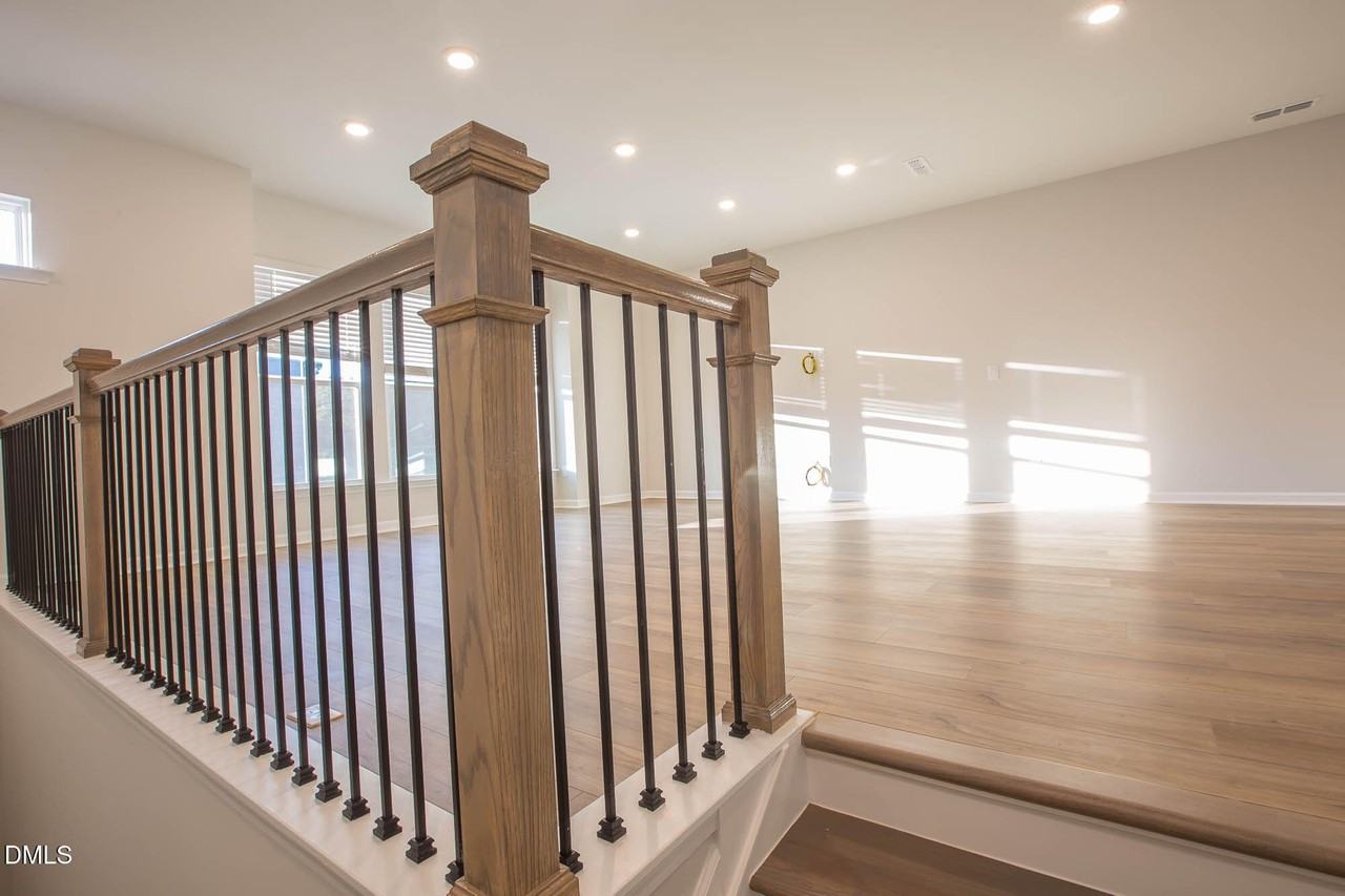 765 Larkspur Bowl Way - Photo 6 of 25