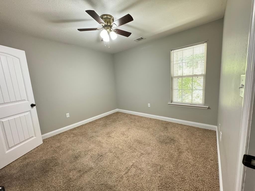 5030 Pearl Davis Road - Photo 6 of 11