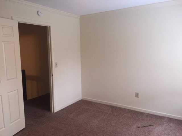 200 Woody Rd Apt 44 #32 - Photo 7 of 10