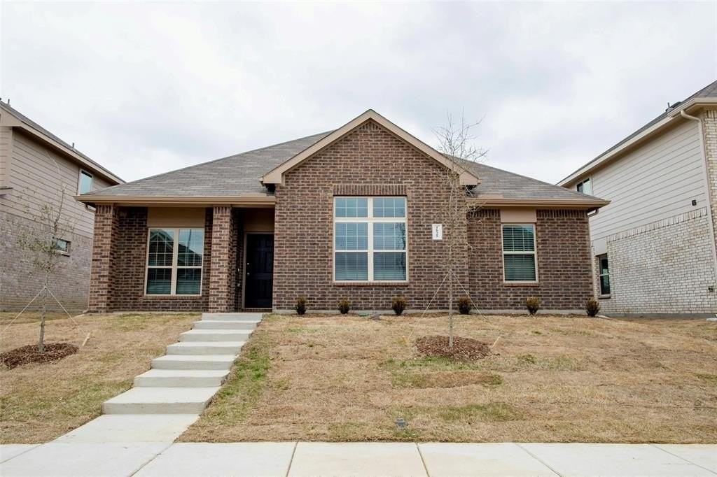 1825 Cross Oaks Drive