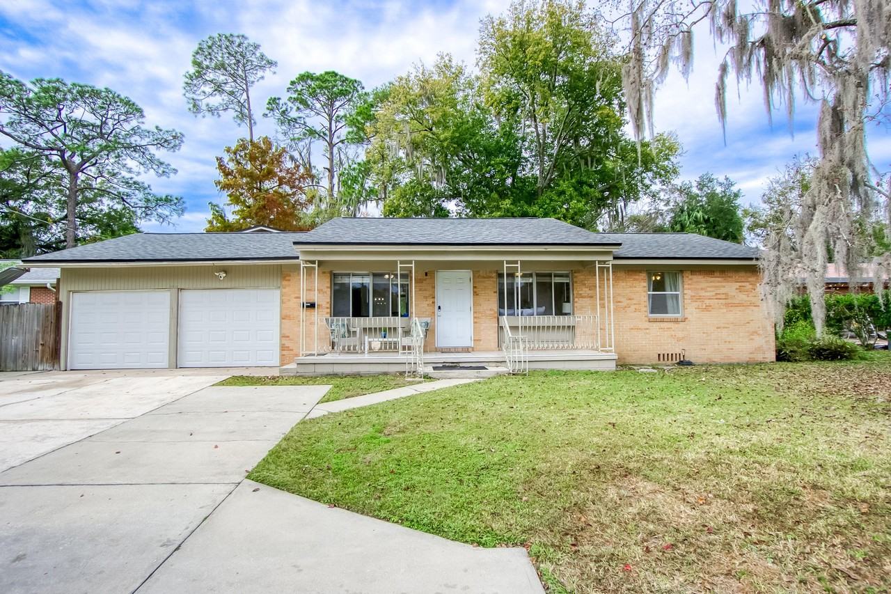 Perrine Drive - Photo 3 of 28