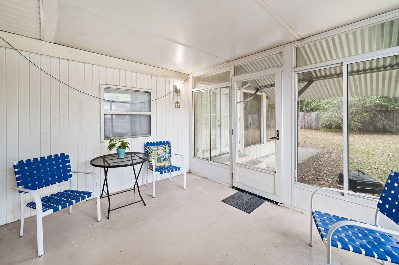 Perrine Drive - Photo 7 of 28