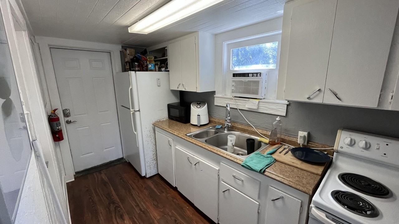 North Keech Street - Photo 3 of 27