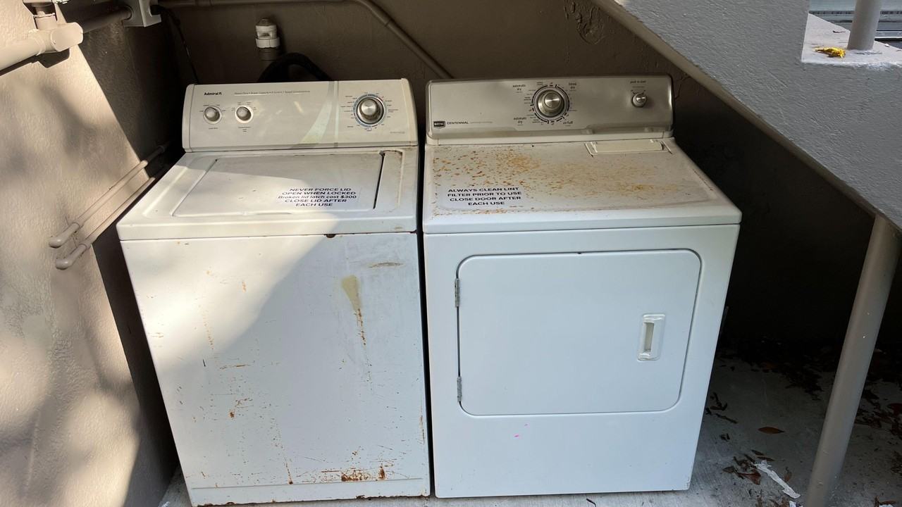 North Keech Street - Photo 4 of 27