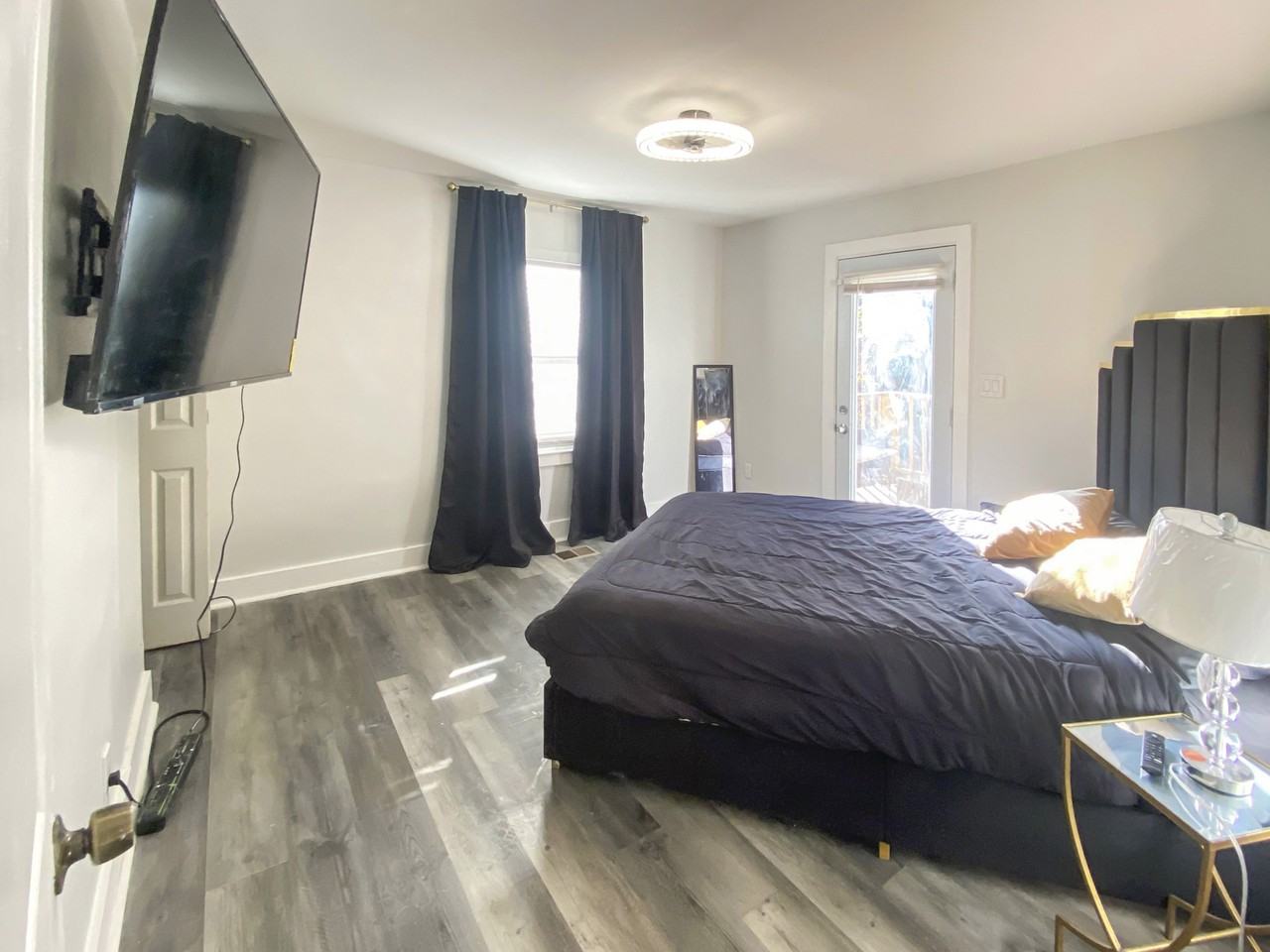 Jewel Street - Photo 2 of 10