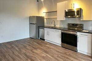 featured image of 45 High St #45-04