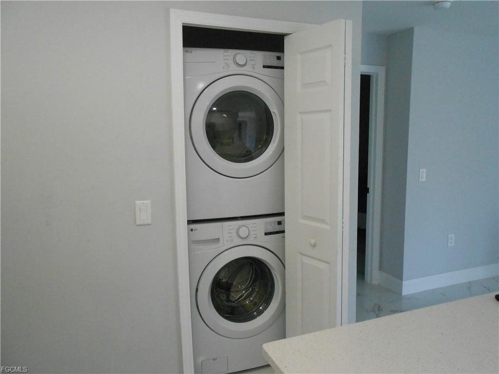 636 Eisenhower Blvd - Photo 4 of 8