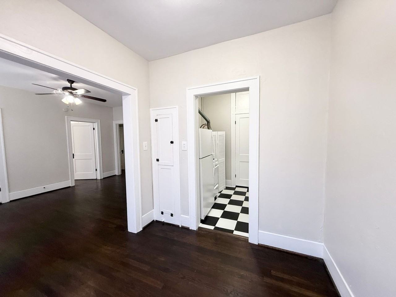 BERT - Photo 7 of 32