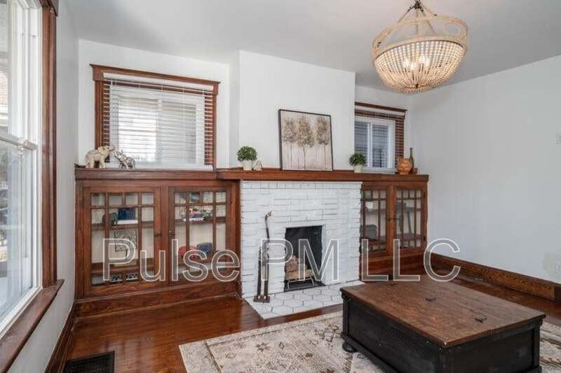 2730 Dakota Ave - Photo 4 of 23