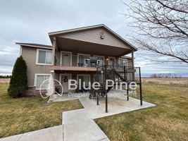 featured image of 2866 Hunters Loop #403